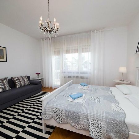 Apartmani Ruzica ツリクヴェニツァ エクステリア 写真