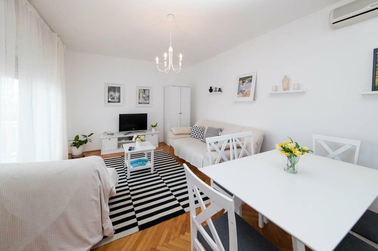 Apartmani Ruzica ツリクヴェニツァ エクステリア 写真