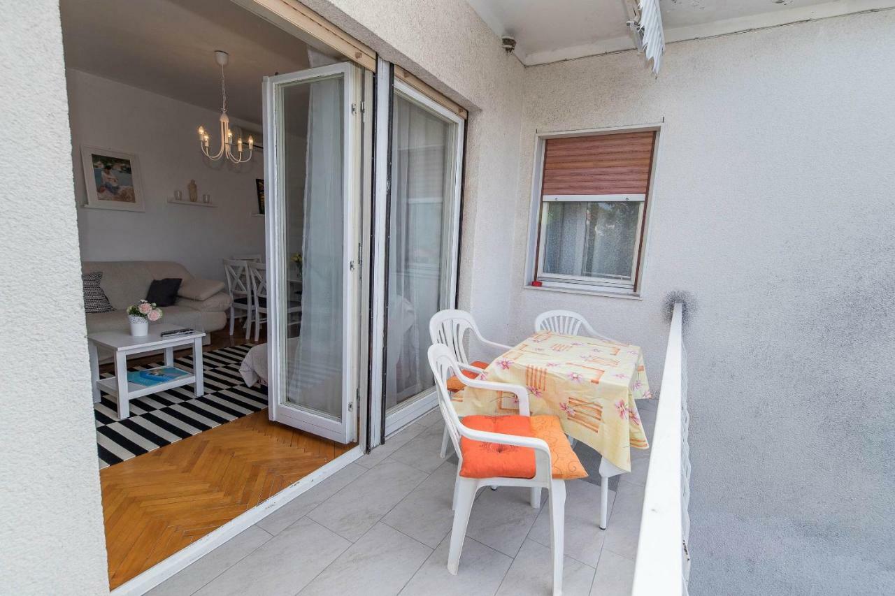 Apartmani Ruzica ツリクヴェニツァ エクステリア 写真