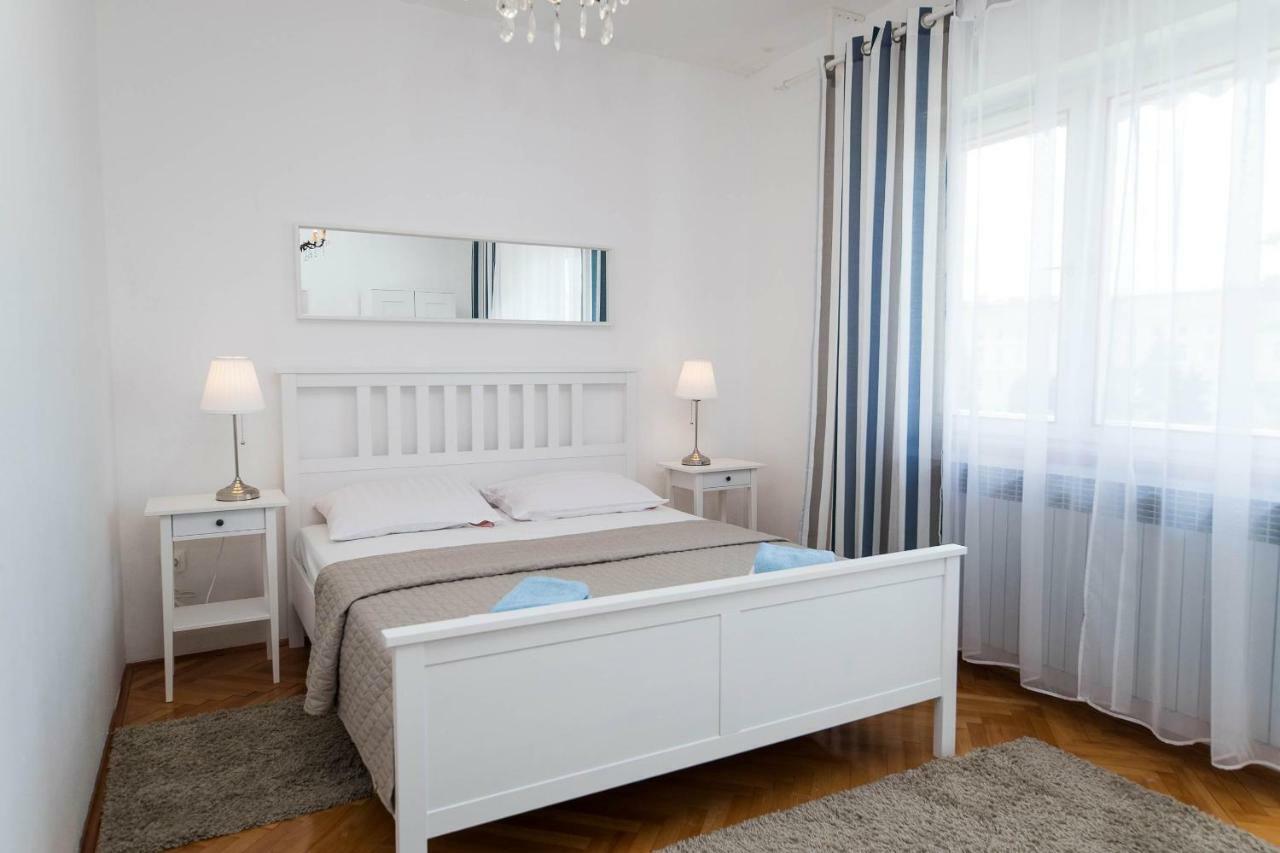 Apartmani Ruzica ツリクヴェニツァ エクステリア 写真