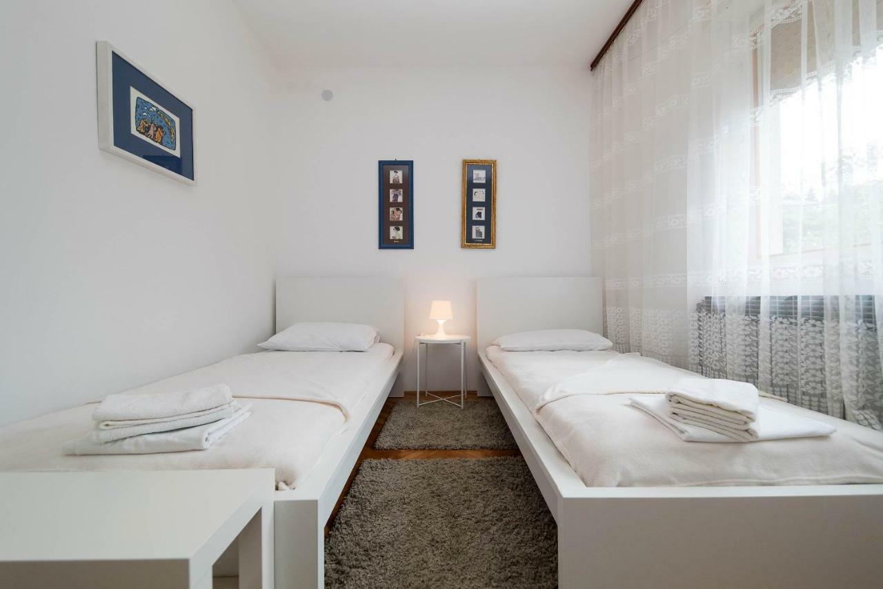 Apartmani Ruzica ツリクヴェニツァ エクステリア 写真